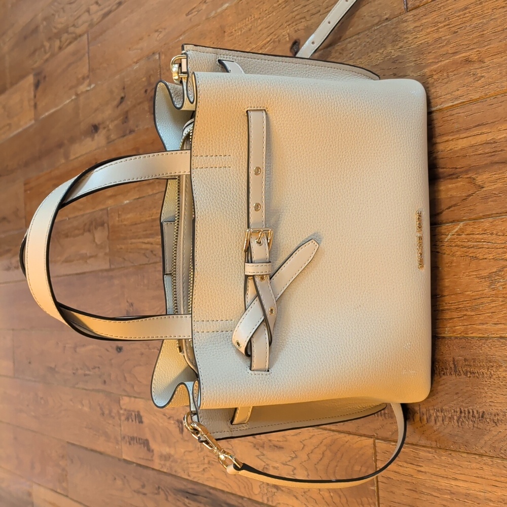 Michael Kors Emilia Large Cream Pebbled Leather Satchel - Picture 1 of 13